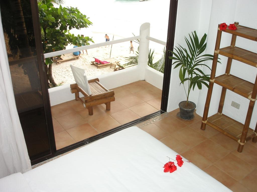 Artista Beach Villa 발라박 객실 사진