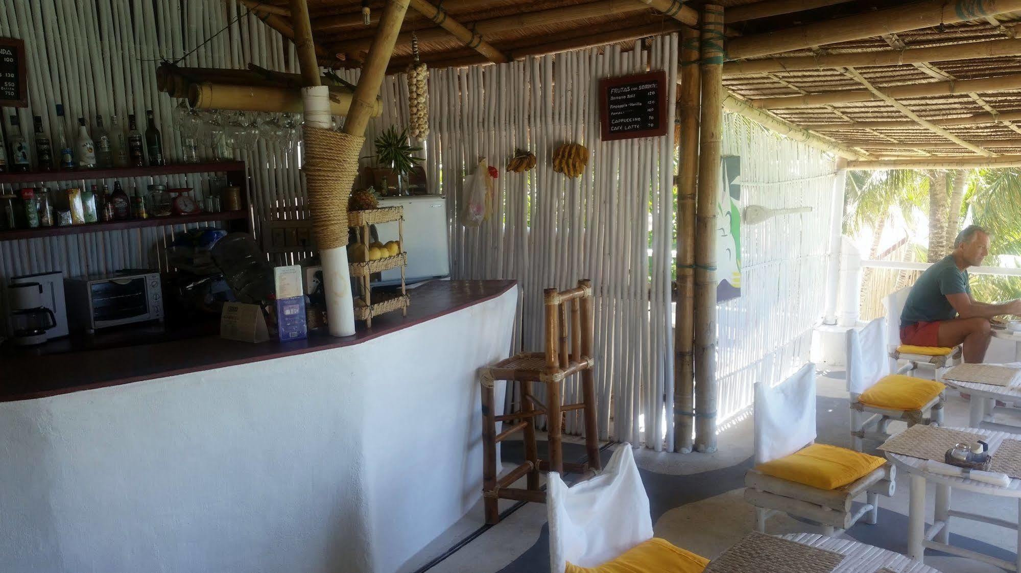 Artista Beach Villa 발라박 외부 사진